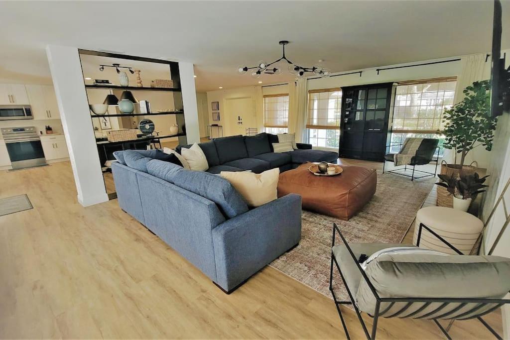 Remodeled 4Br Pool Home / Golf View/Near Beaches ซาราโซตา ภายนอก รูปภาพ